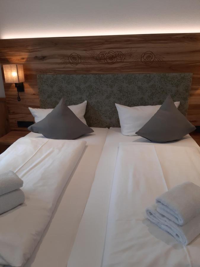 Deva Hotel Alpenglueck シュナイツロイト エクステリア 写真