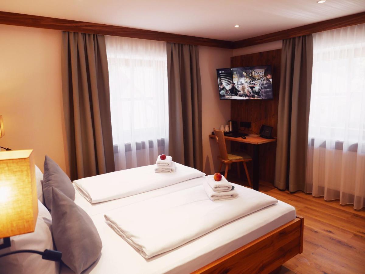 Deva Hotel Alpenglueck シュナイツロイト エクステリア 写真