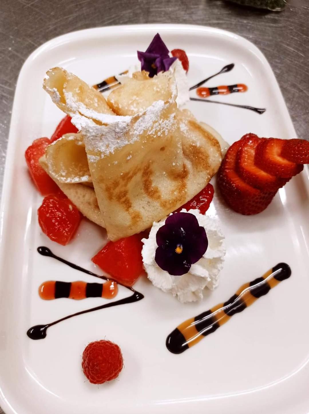 Deva Hotel Alpenglueck シュナイツロイト エクステリア 写真