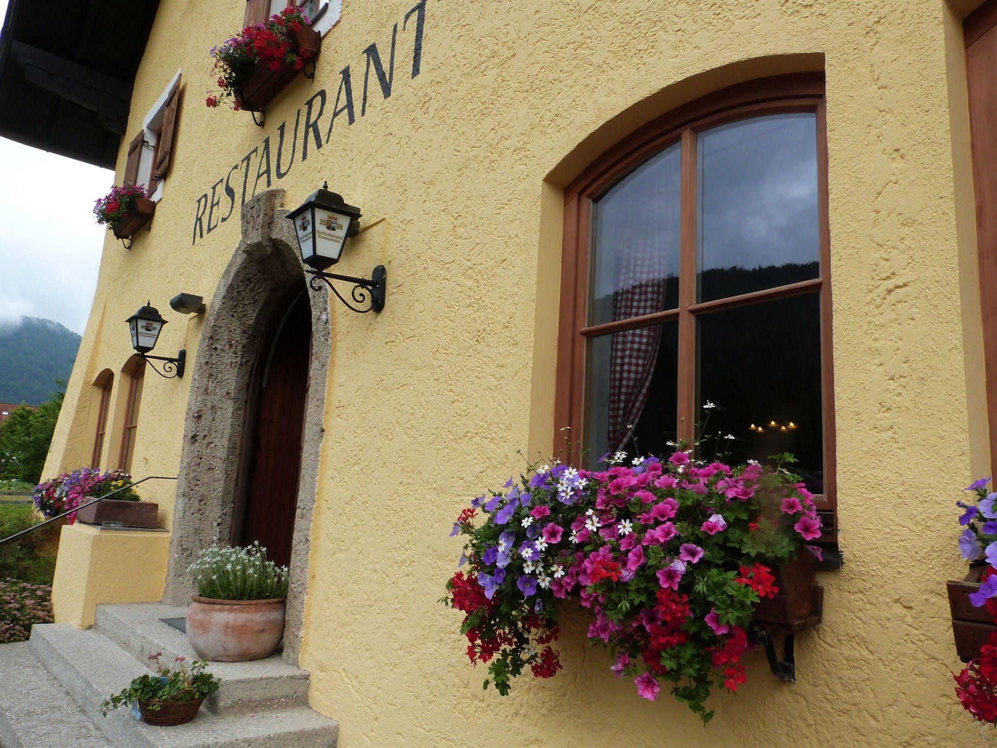 Deva Hotel Alpenglueck シュナイツロイト エクステリア 写真